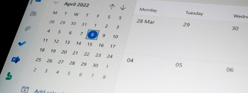a computer screen with a calendar on it