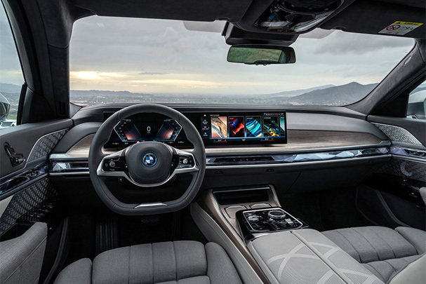 BMW i7 interior