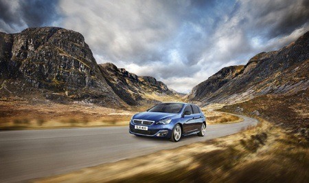 Peugeot 2016 Advert for 308