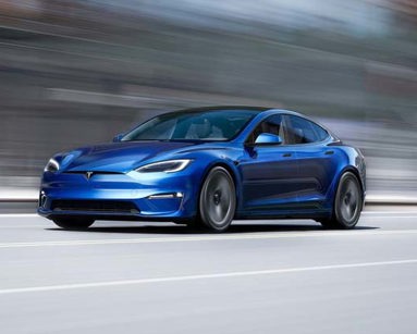 Tesla Saloon