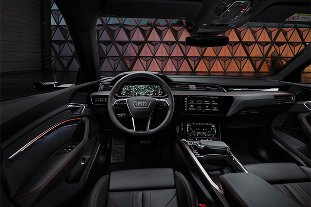 audi-q8-e-tron-estate-interior