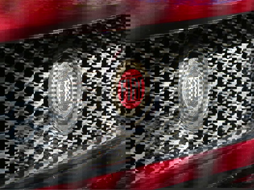 Fiat badge