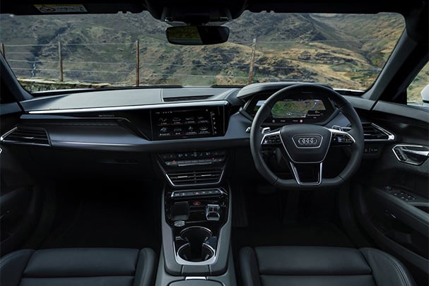 audi-e-tron-gt-saloon-interior