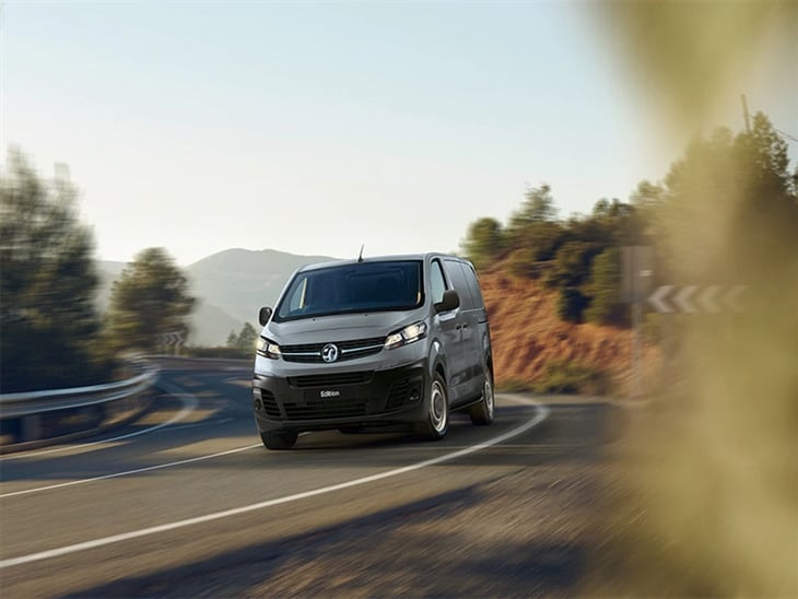 Vauxhall Vivaro Double Cab exterior
