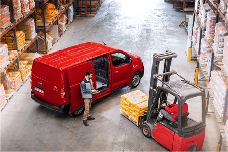 Loading the new Citroen Dispatch